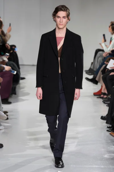 Look 20